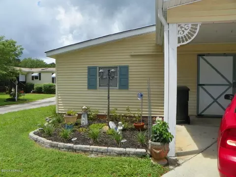 303 Rudder Ct, Hampstead, NC 28443 photo 11