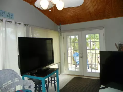 303 Rudder Ct, Hampstead, NC 28443 photo 30