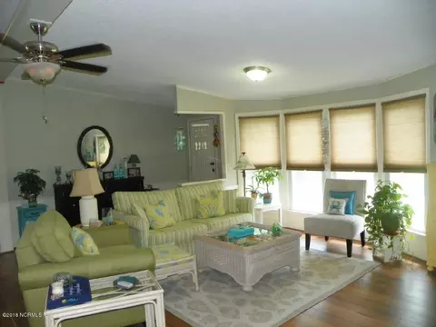 303 Rudder Ct, Hampstead, NC 28443 photo 15