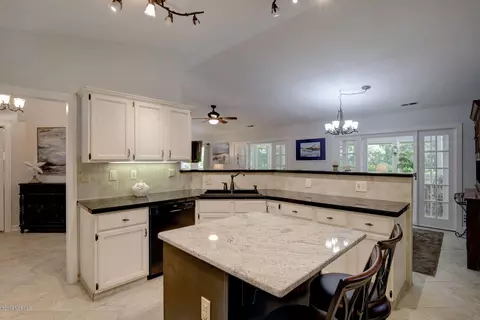 108 Eagle Ln, Hampstead, NC 28443 photo 13