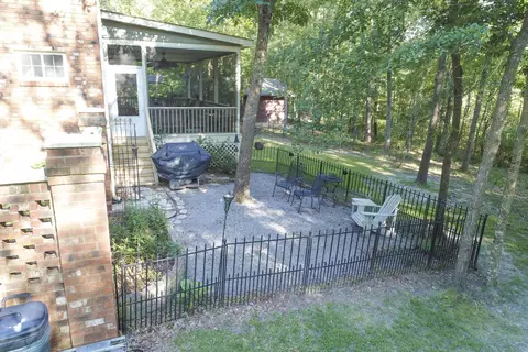 105 Riverview Dr, Washington, NC 27889 photo 7