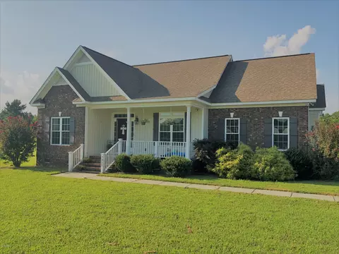 7352 Red Fox Rd, Bailey, NC 27807 photo 1