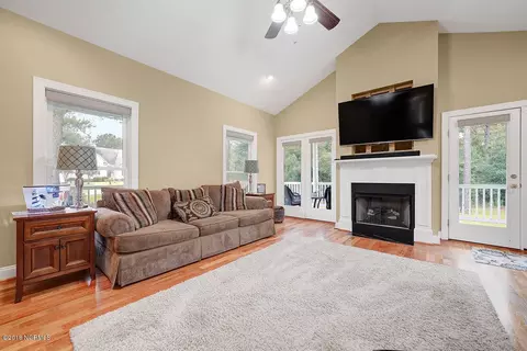 210 Dowitcher Dr, Hampstead, NC 28443 photo 14
