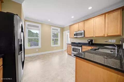 210 Dowitcher Dr, Hampstead, NC 28443 photo 9