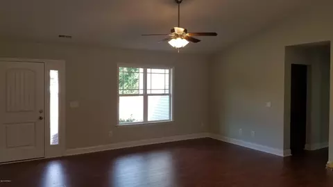 71 Edward Teach Ct, Hampstead, NC 28443 photo 8