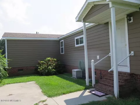 694 Murphy Rd, Clinton, NC 28328 photo 5