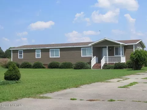 694 Murphy Rd, Clinton, NC 28328 photo 3