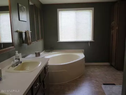694 Murphy Rd, Clinton, NC 28328 photo 20