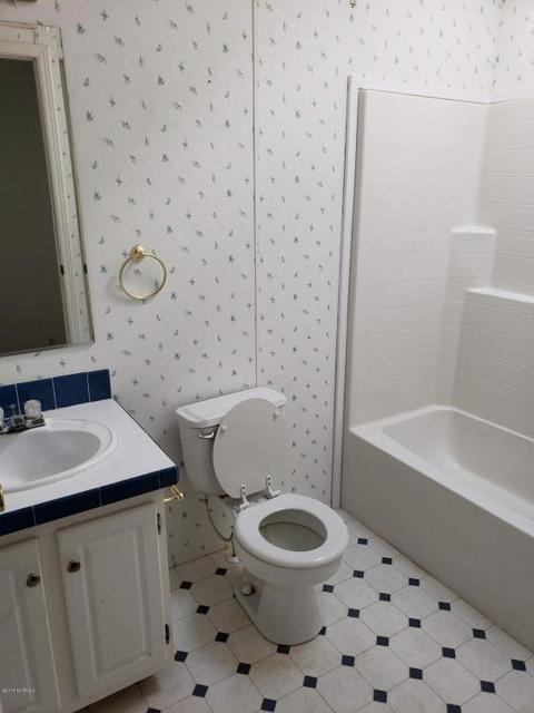 103 E Blanche St, Chadbourn, NC 28431 photo 11