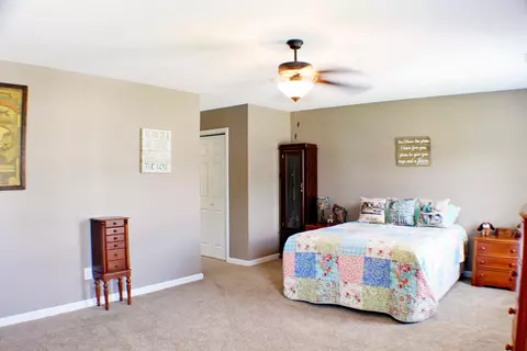 202 Silver Ct, Richlands, NC 28574 photo 24