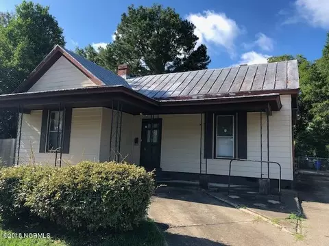 706 Academy St E, Wilson, NC 27893 photo 5