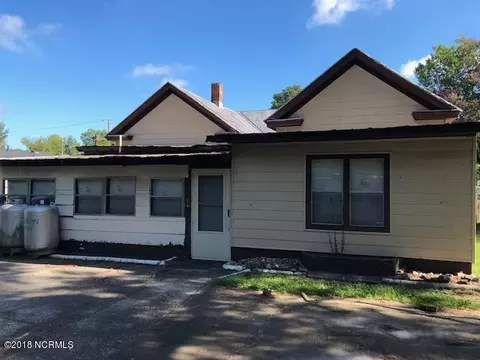 706 Academy St E, Wilson, NC 27893 photo 4