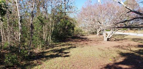 304 Olde Point Loop, Hampstead, NC 28443 photo 4