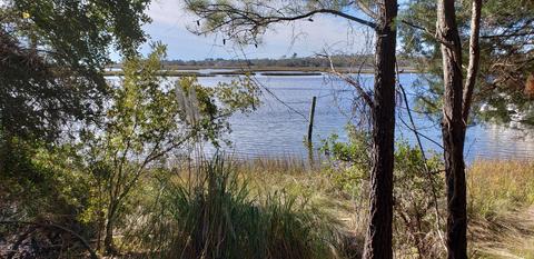304 Olde Point Loop, Hampstead, NC 28443 photo 2