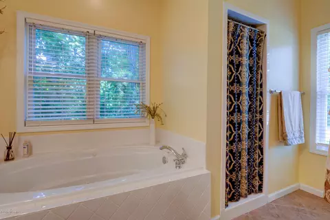 103 W High Bluff Dr, Hampstead, NC 28443 photo 18