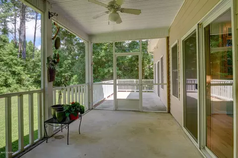 103 W High Bluff Dr, Hampstead, NC 28443 photo 26