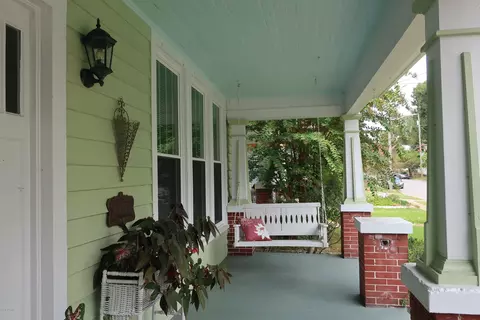 625 E Main St, Washington, NC 27889 photo 5