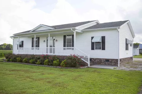 4411 Pleasant Plain Rd, Ayden, NC 28513 photo 2