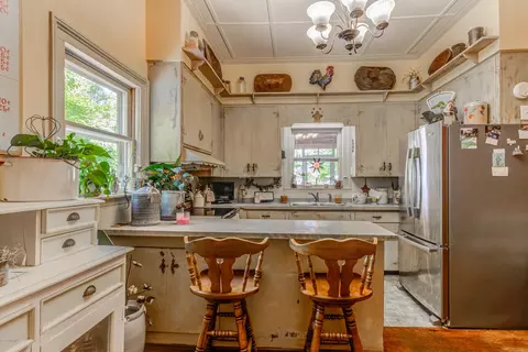 204 W Main St, Pine Level, NC 27568 photo 10