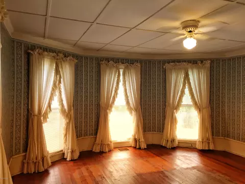 204 W Main St, Pine Level, NC 27568 photo 39