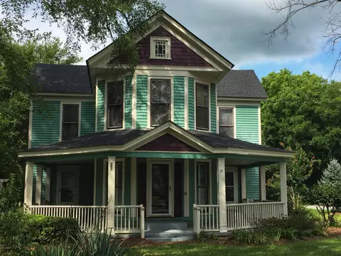 204 W Main St, Pine Level, NC 27568 photo 1