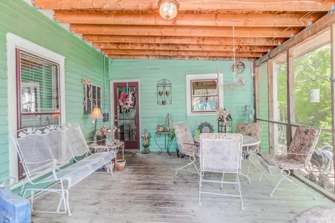 204 W Main St, Pine Level, NC 27568 photo 17