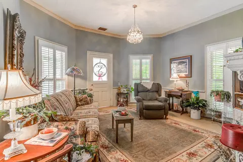 204 W Main St, Pine Level, NC 27568 photo 7
