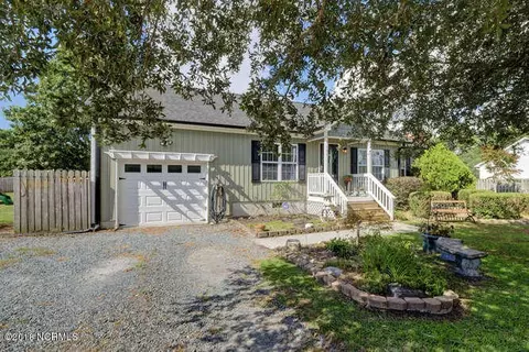 107 Friendly Ln, Hampstead, NC 28443 photo 4