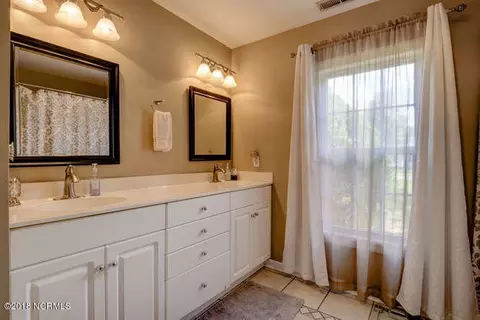 107 Friendly Ln, Hampstead, NC 28443 photo 19