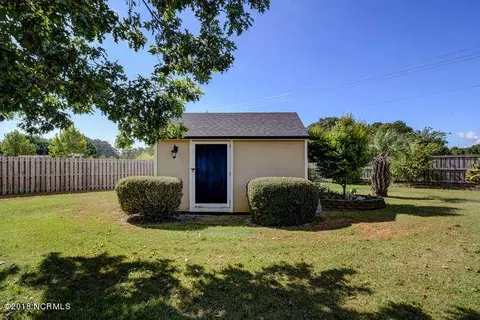 107 Friendly Ln, Hampstead, NC 28443 photo 32
