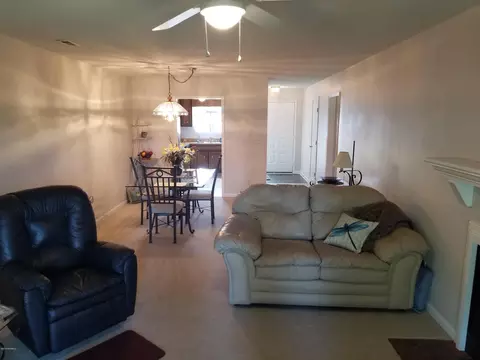 2159 Fox Run Dr, Kinston, NC 28504 photo 3