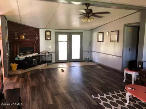 1323 Taylor Rd, Chocowinity, NC 27817 photo 4
