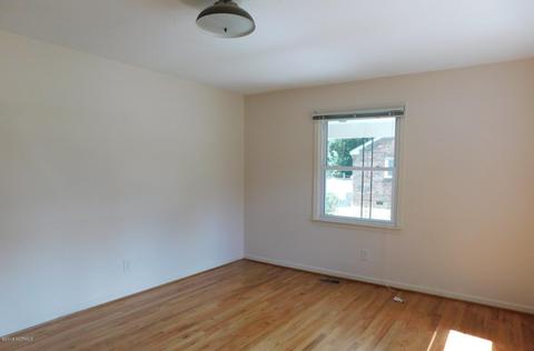 614 E Philips St, Tarboro, NC 27886 photo 6
