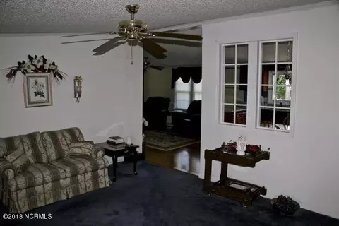 124 Windridge Rd, Hampstead, NC 28443 photo 5