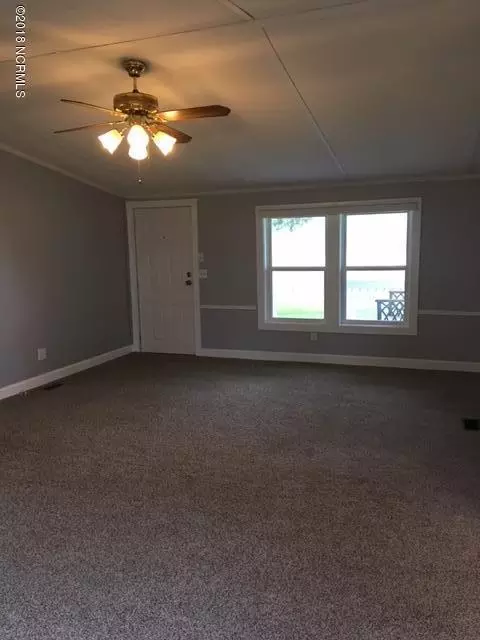 331 Neck Rd, Washington, NC 27889 photo 8
