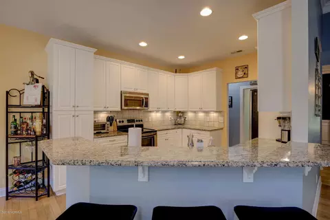 711 Sawgrass Rd, Hampstead, NC 28443 photo 9
