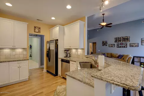 711 Sawgrass Rd, Hampstead, NC 28443 photo 11