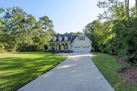 711 Sawgrass Rd, Hampstead, NC 28443 photo 2
