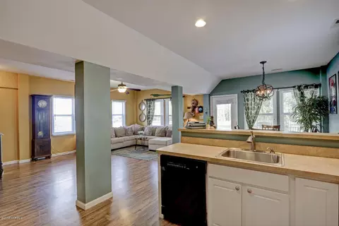 662 Shepards Rd, Hampstead, NC 28443 photo 11