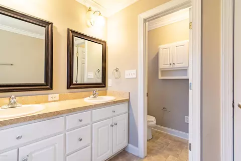 2017 Cherrytree Ln, Winterville, NC 28590 photo 14