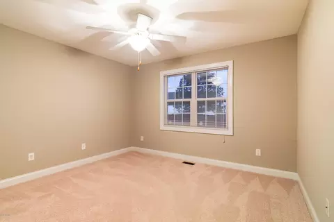 2017 Cherrytree Ln, Winterville, NC 28590 photo 17