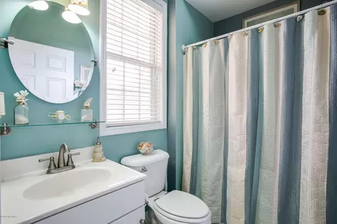 105 Long Leaf Dr, Hampstead, NC 28443 photo 17
