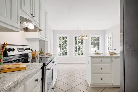 347 Sloop Point Rd, Hampstead, NC 28443 photo 18