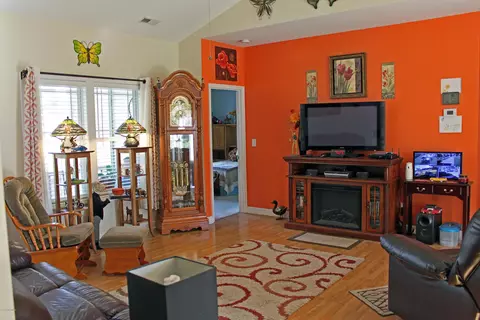 110 Boysenberry Fields Rd, Maple Hill, NC 28454 photo 3