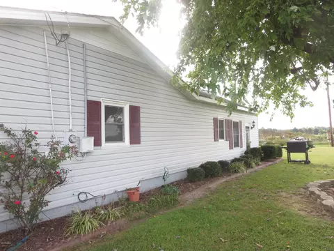 101 E Circle Dr, Hamilton, NC 27840 photo 32