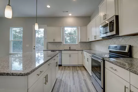 1002 E Arboria Dr, Hampstead, NC 28443 photo 14