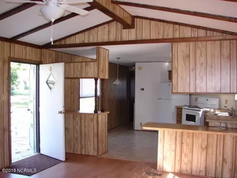 111 Quail Point Dr, Hubert, NC 28539 photo 2