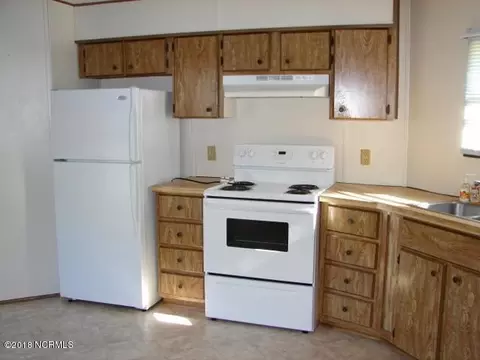 111 Quail Point Dr, Hubert, NC 28539 photo 4