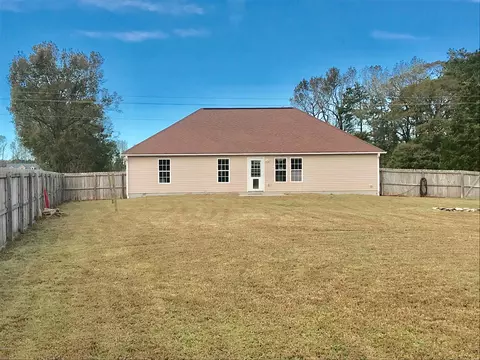 295 Richlands Loop Rd, Richlands, NC 28574 photo 4