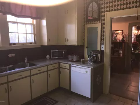 200 E Main St, Williamston, NC 27892 photo 27